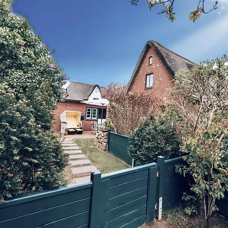 Tinkas Kate Auf Sylt * Вестерланд